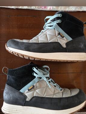 Teva ReEmber Commute Hiking Boots Women's Size 10 Grey/Black